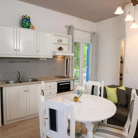 Lakki Village Aegiali