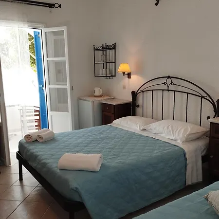 Lakki Village Apart Otel 4*