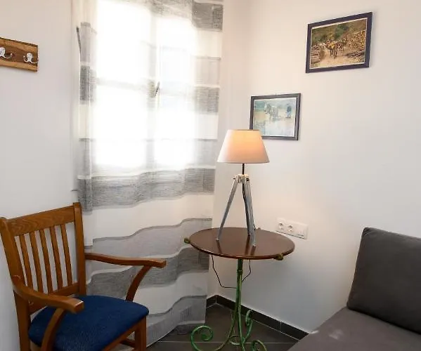 Aparthotel Lakki Village Aiyiáli