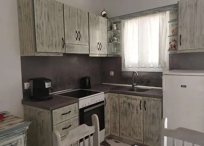 Aparthotel Lakki Village 4*