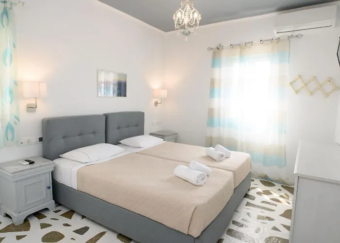 Lakki Village Aparthotel