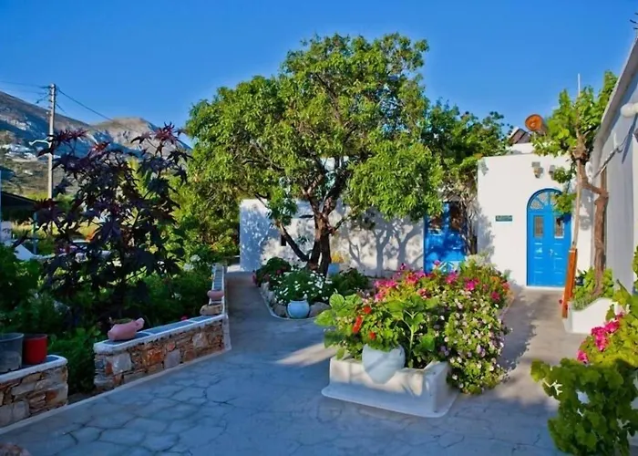 Lakki Village Aparthotel Aiyiáli