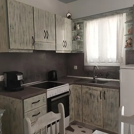 Aparthotel Lakki Village 4*