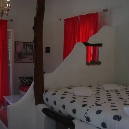 Lägenhetshotell Lakki Village 4*