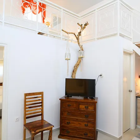 Lejlighedshotel Lakki Village 4*