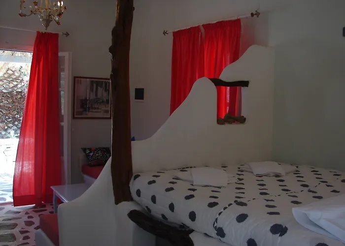 Apartahotel Lakki Village 4*