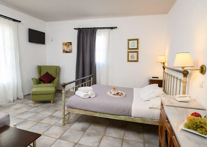 Lakki Village Aegiali